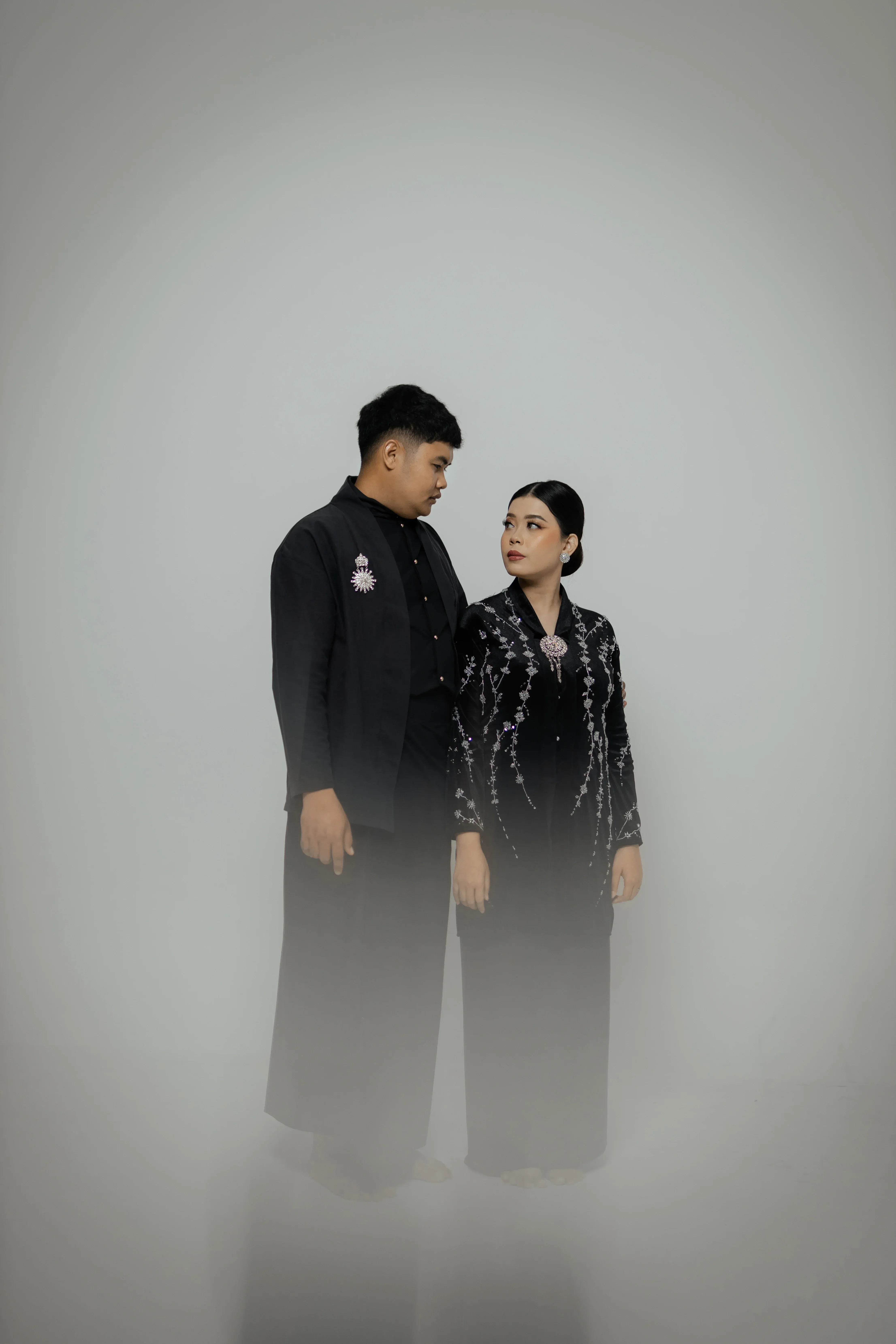 Bludru Kebaya - Payet silver - 26