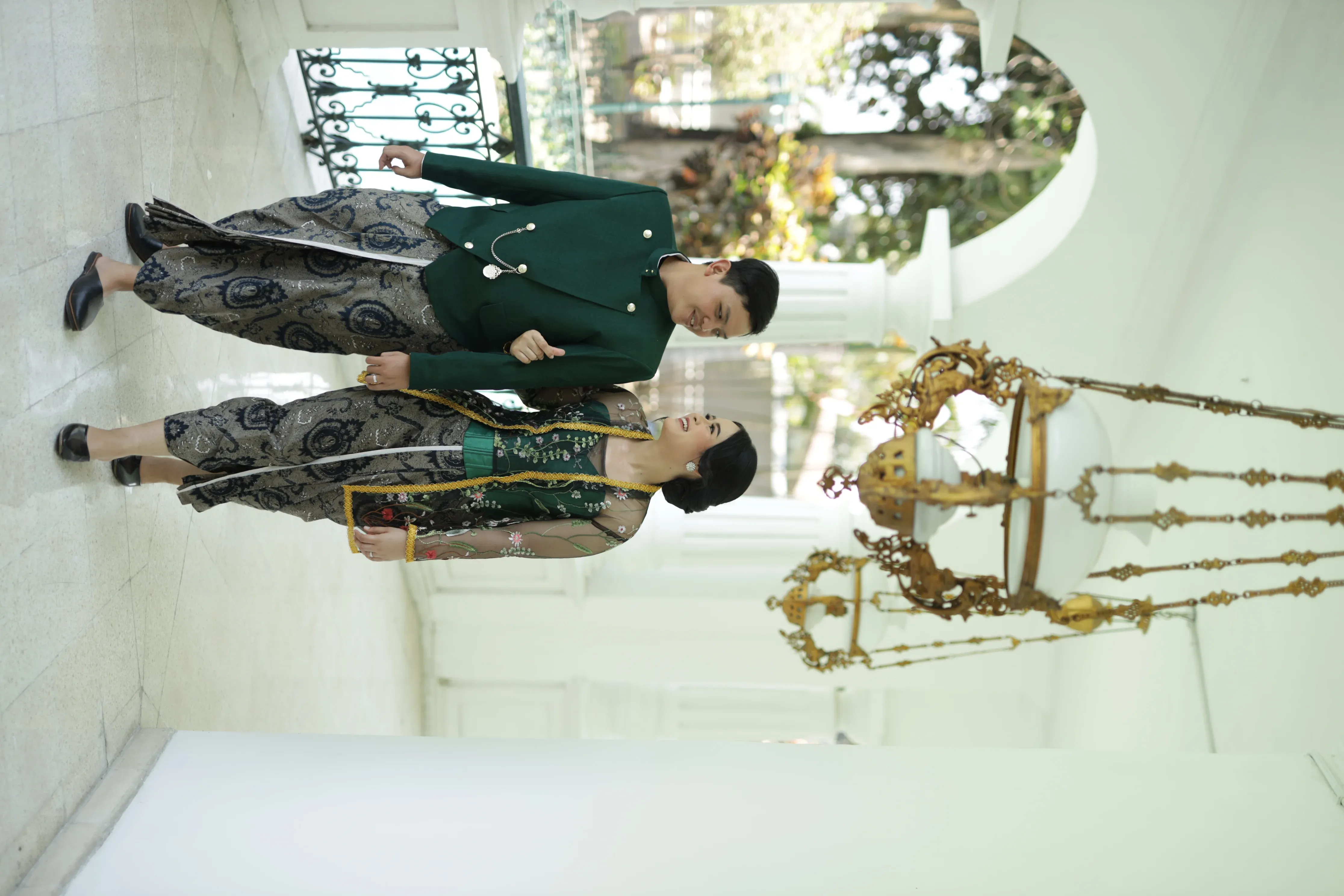 Kebaya Bunga Hitam Hijau - 2