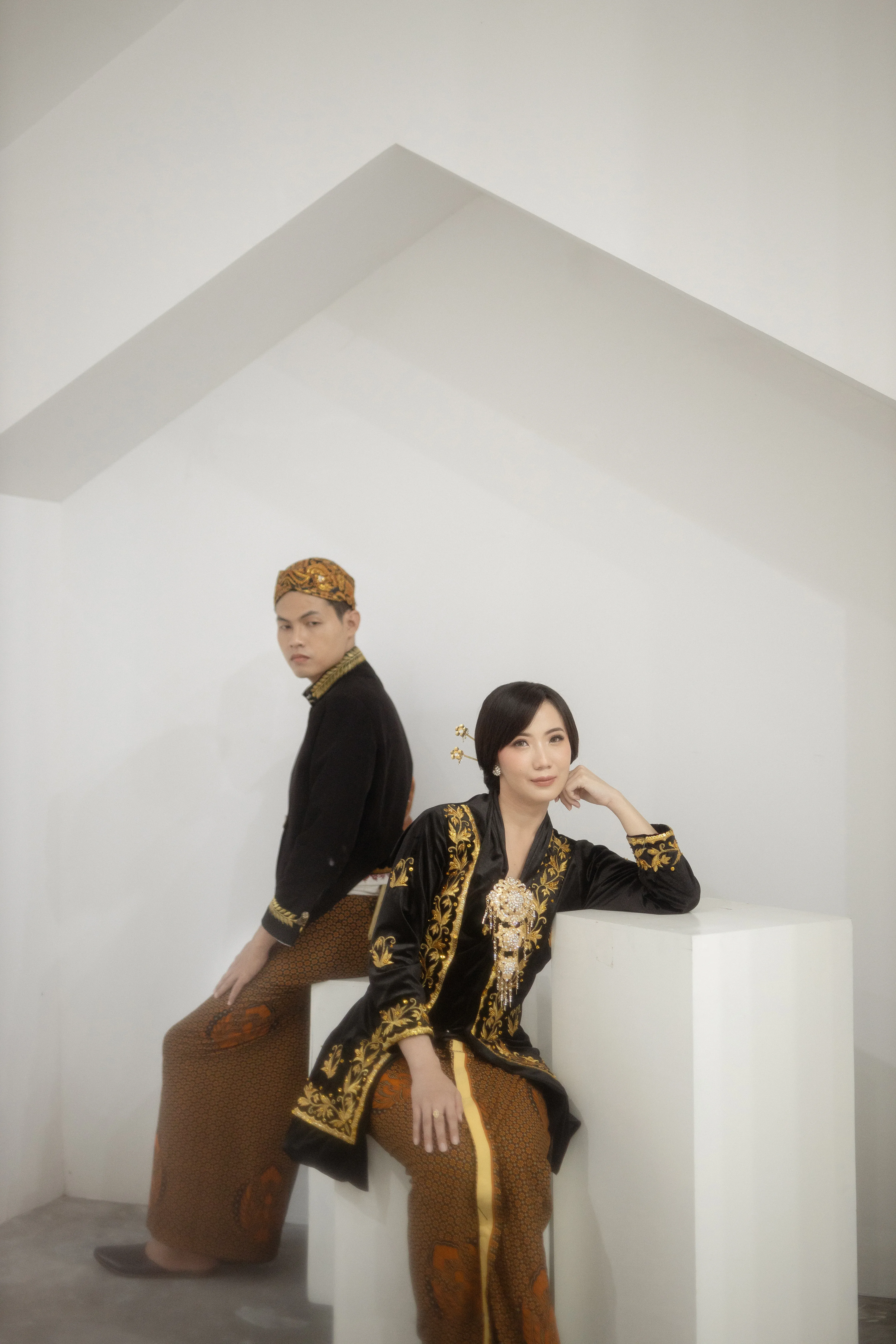 Kebaya Wibawa Luhur - Prenium Bludru - 2