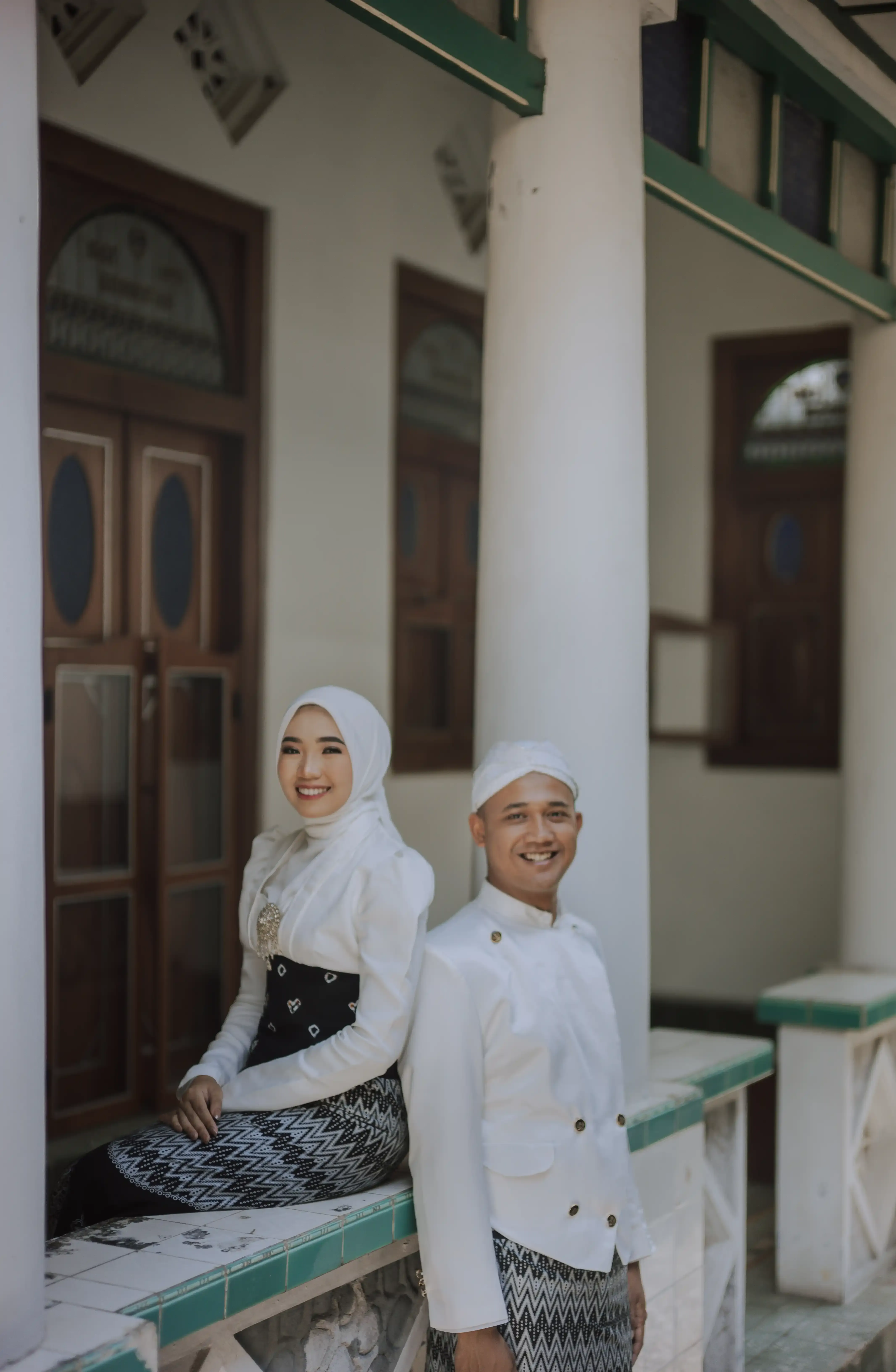 Putih Lengan Puff - 15
