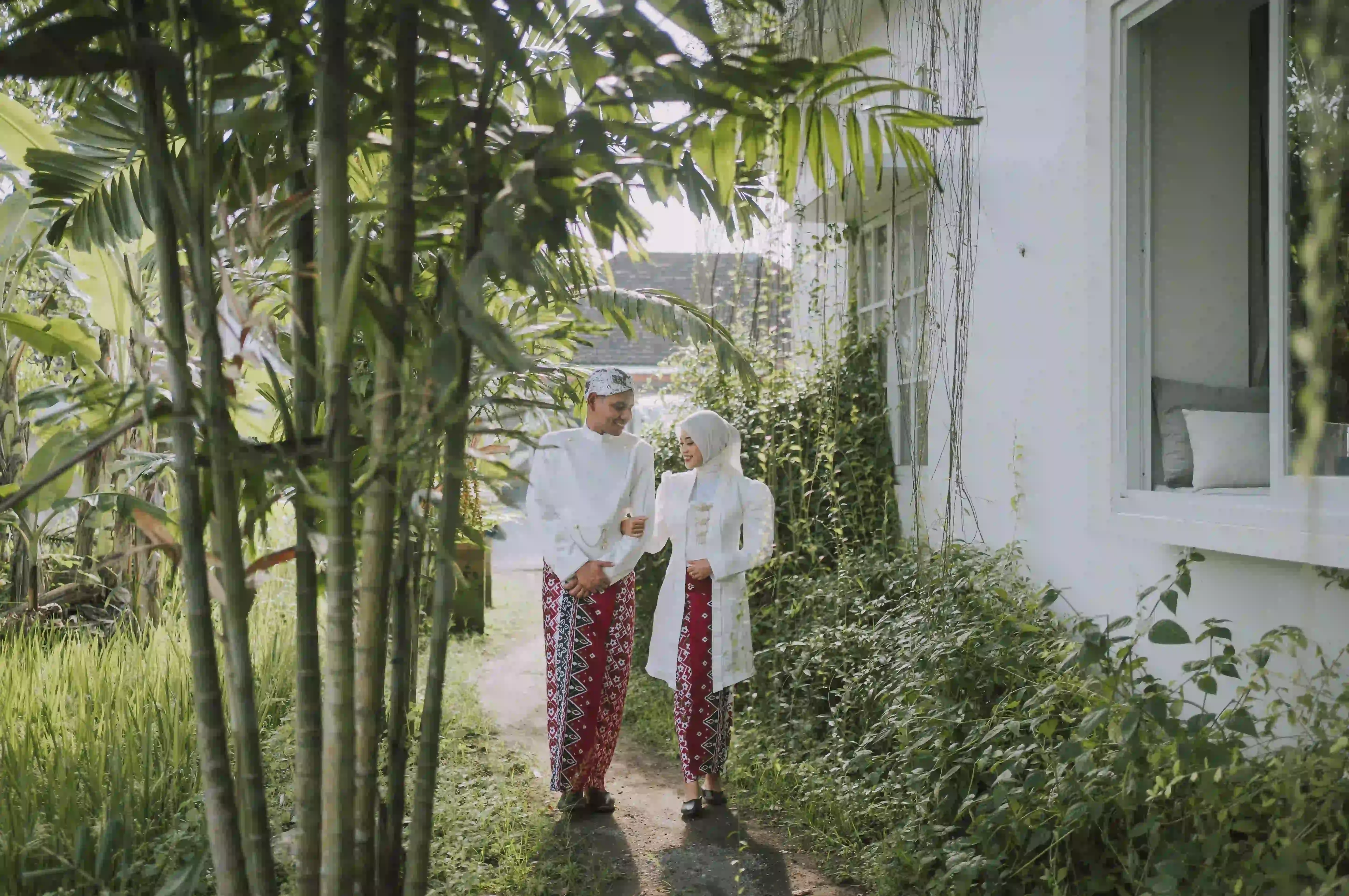 Putih Lengan Puff - 12