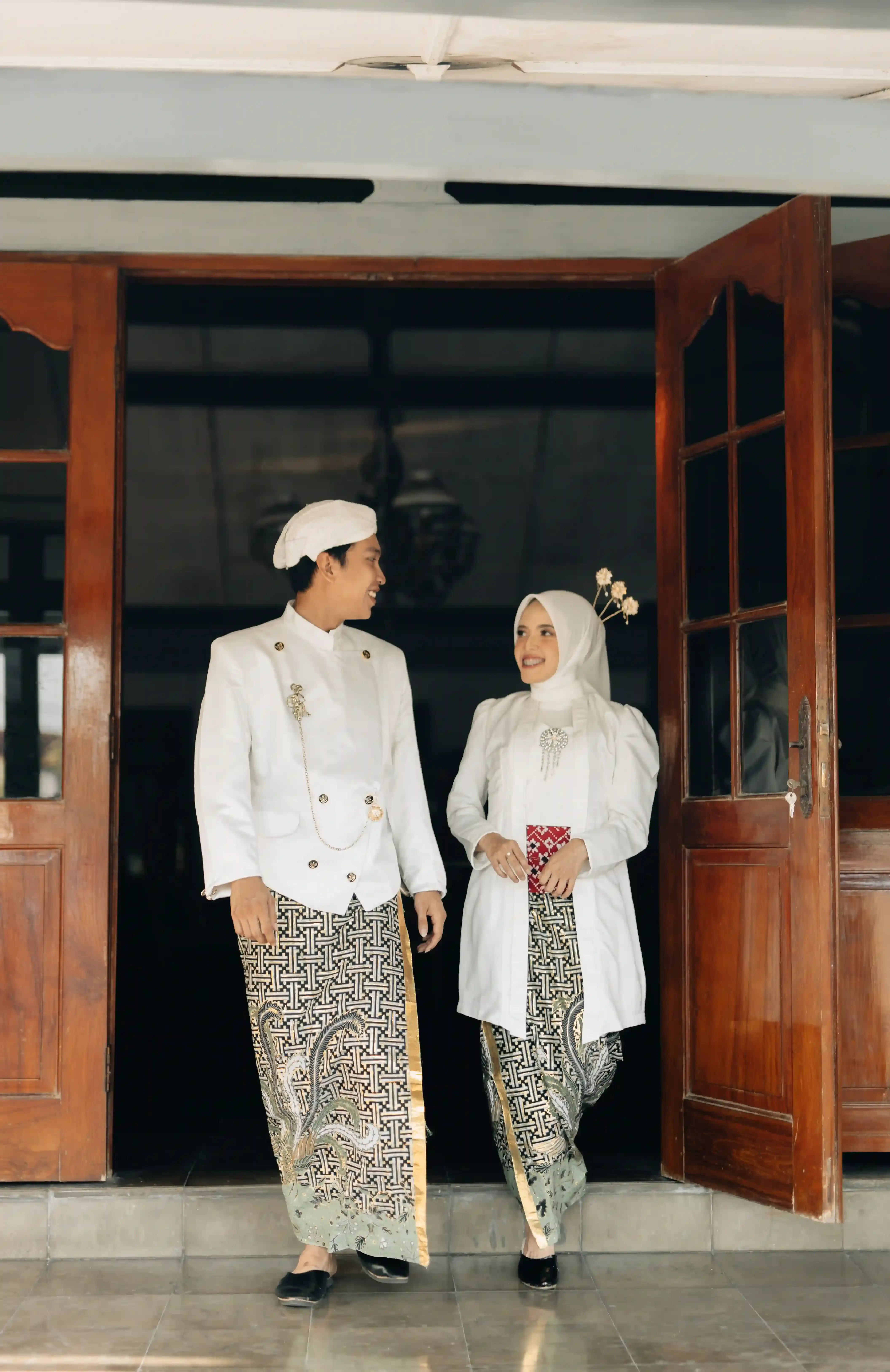 Putih Lengan Puff - 6