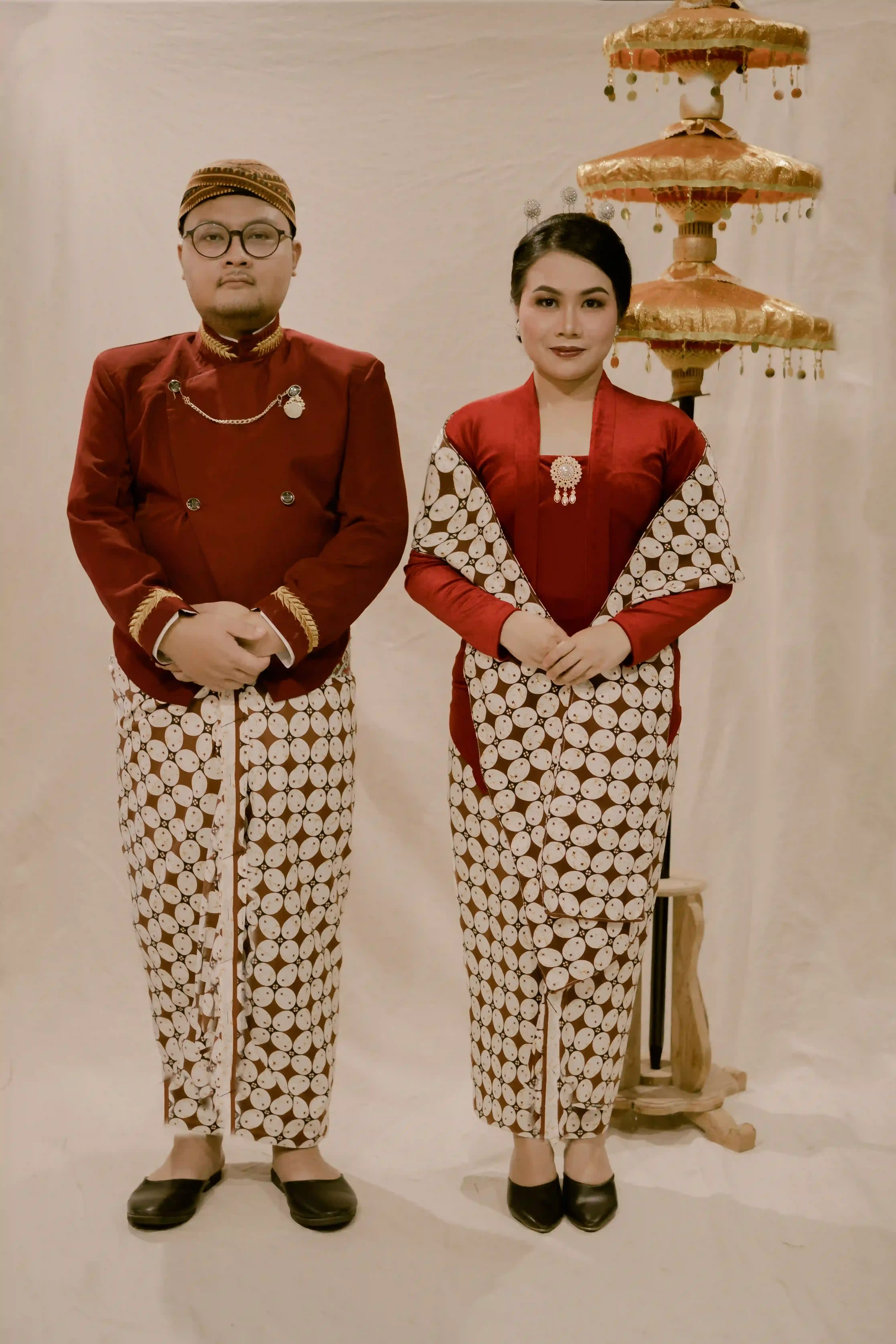Bludru Merah Kutubaru Bordir Panjang - 7