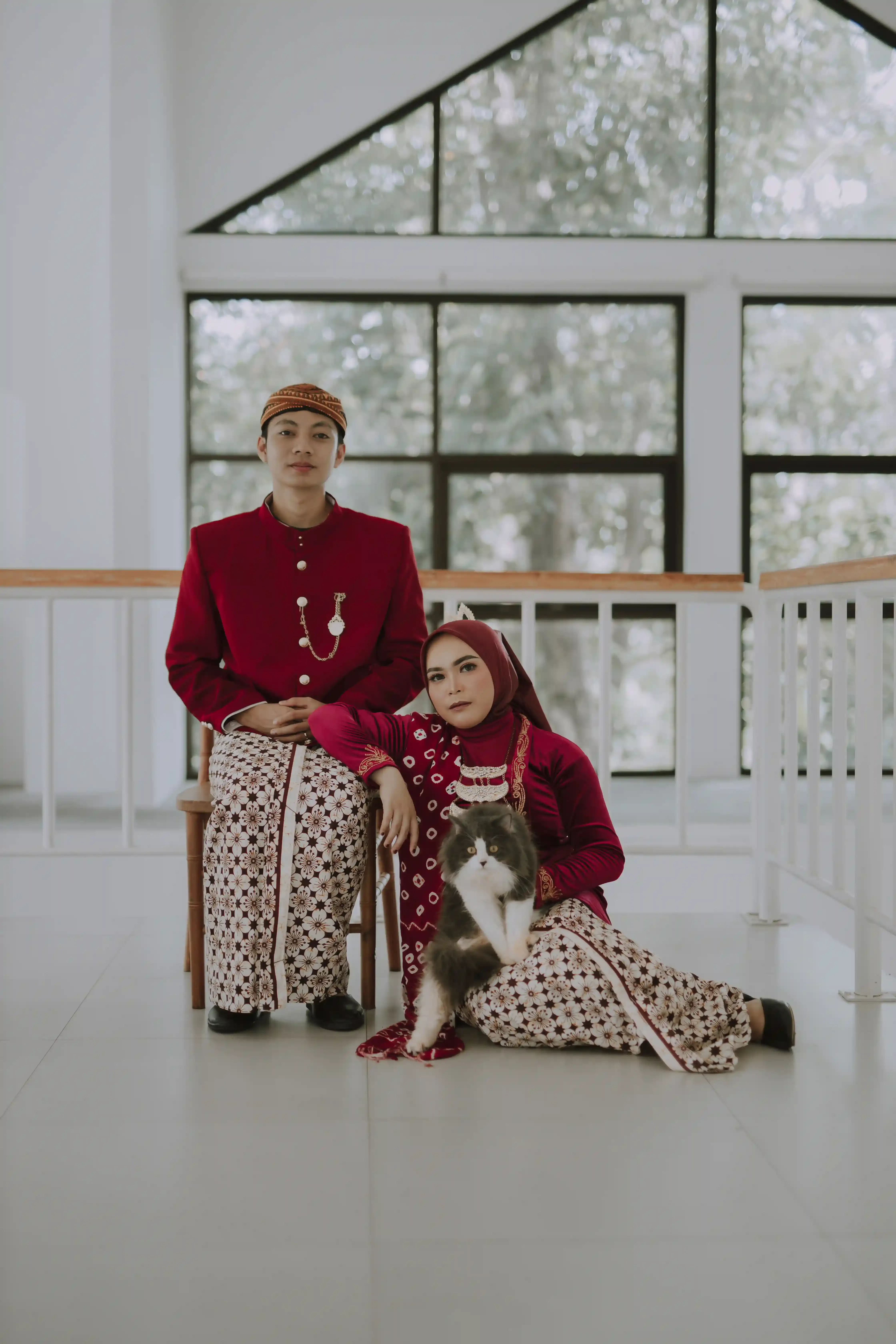 Bludru Merah Kutubaru Bordir Panjang - 12