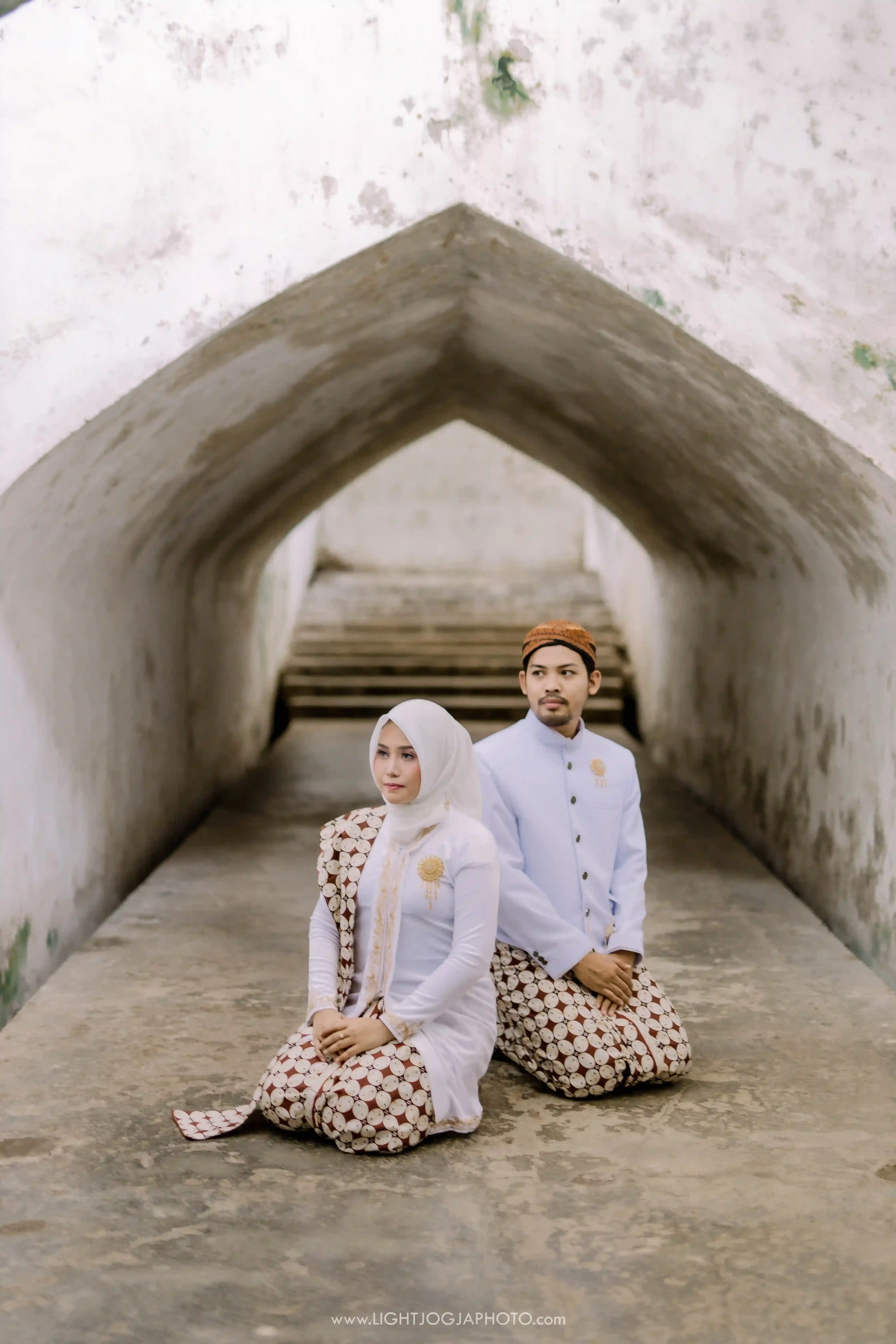 Bludru Putih Kartini Bordir Panjang - 16