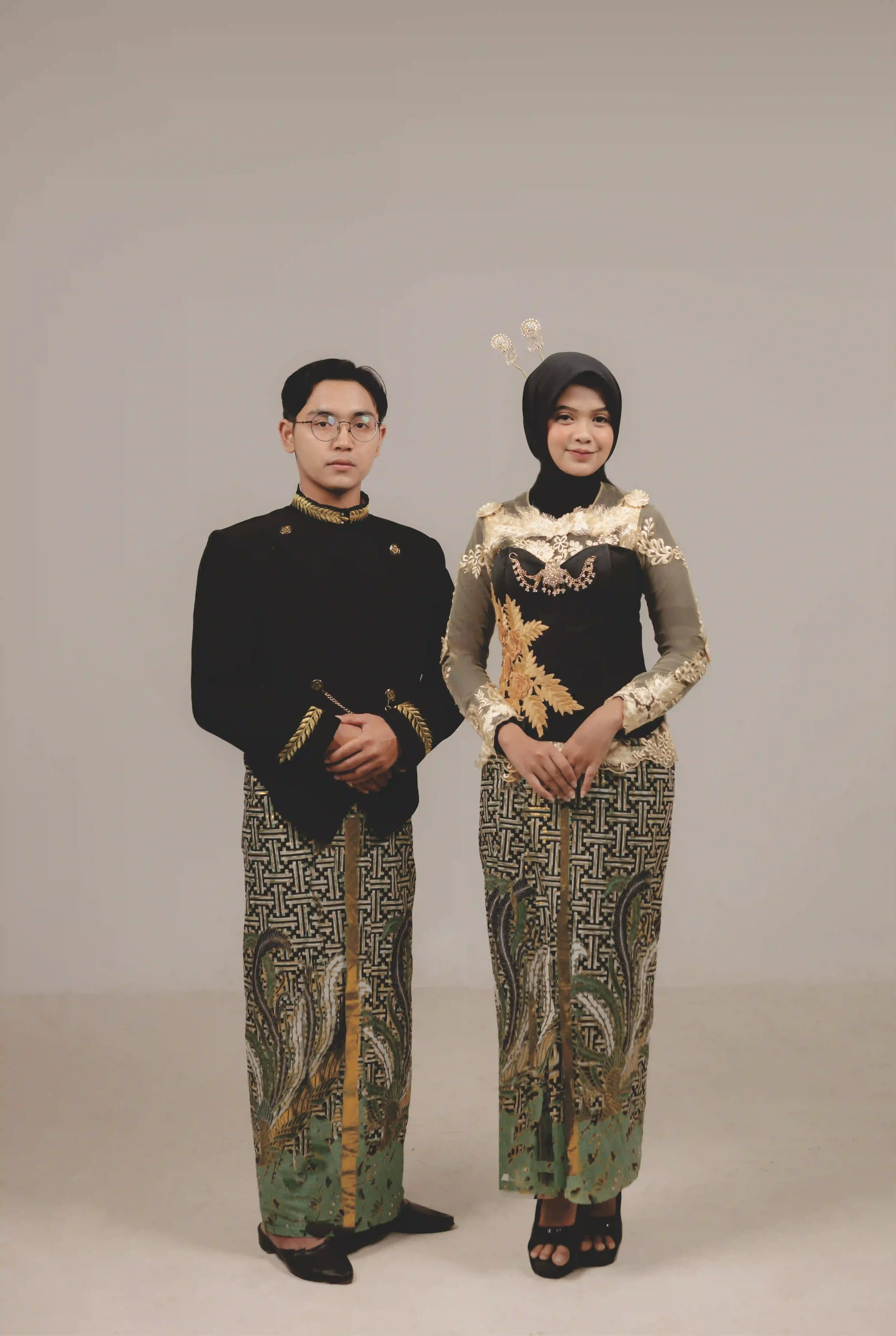 Kuning Wisuda - 1