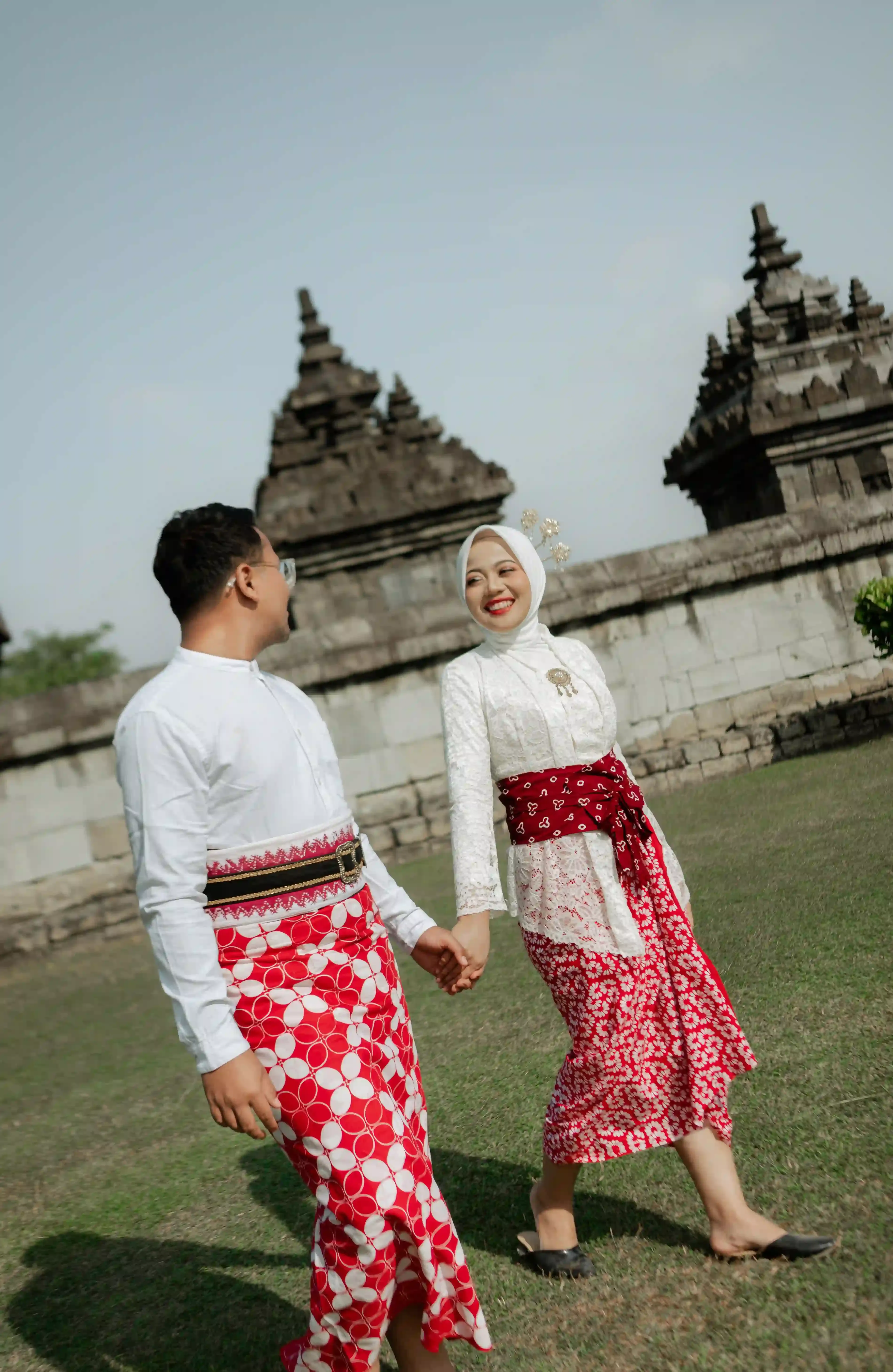 Putih Kutu Baru Malioboro - 2