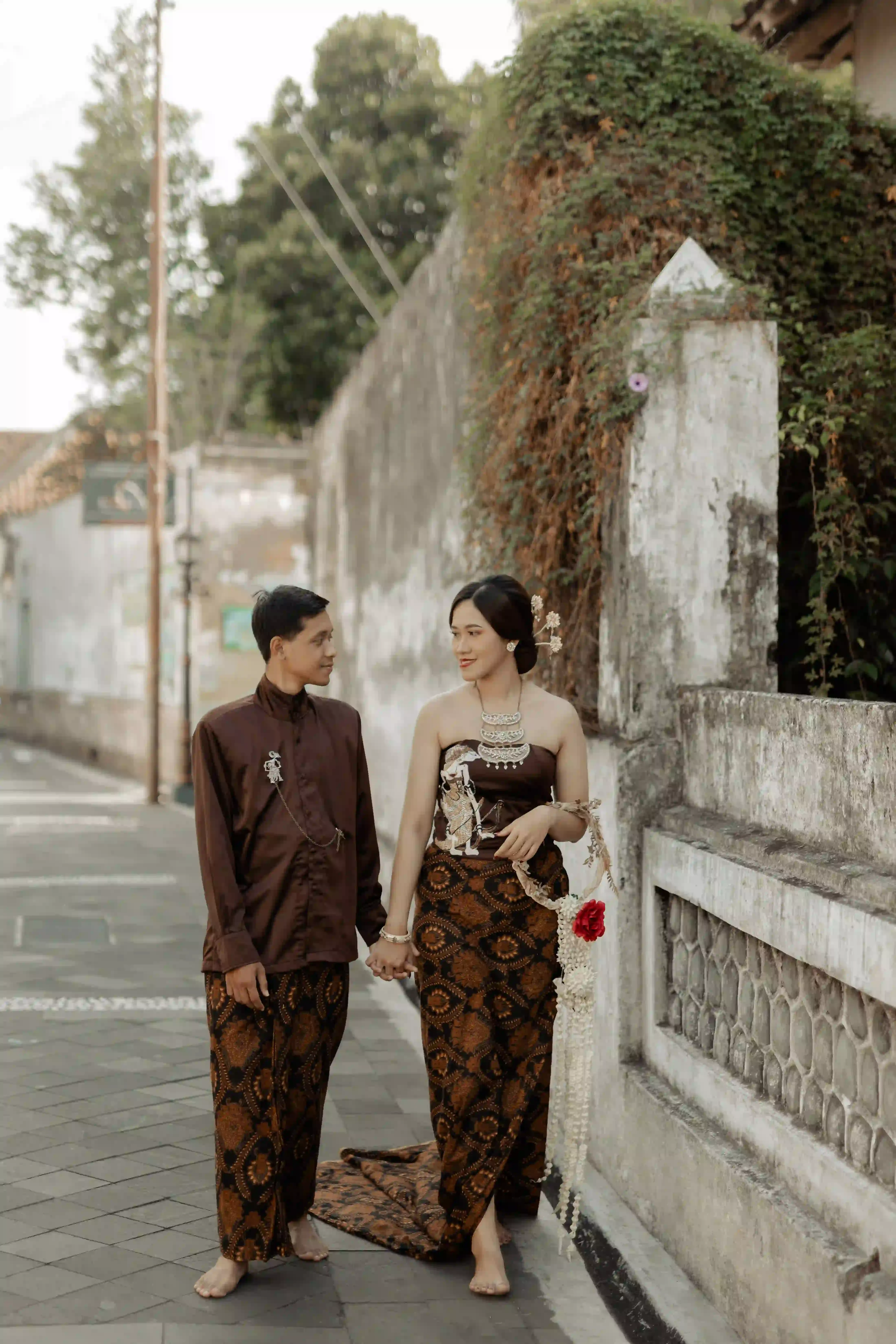 wayang Coklat mahogany - 4