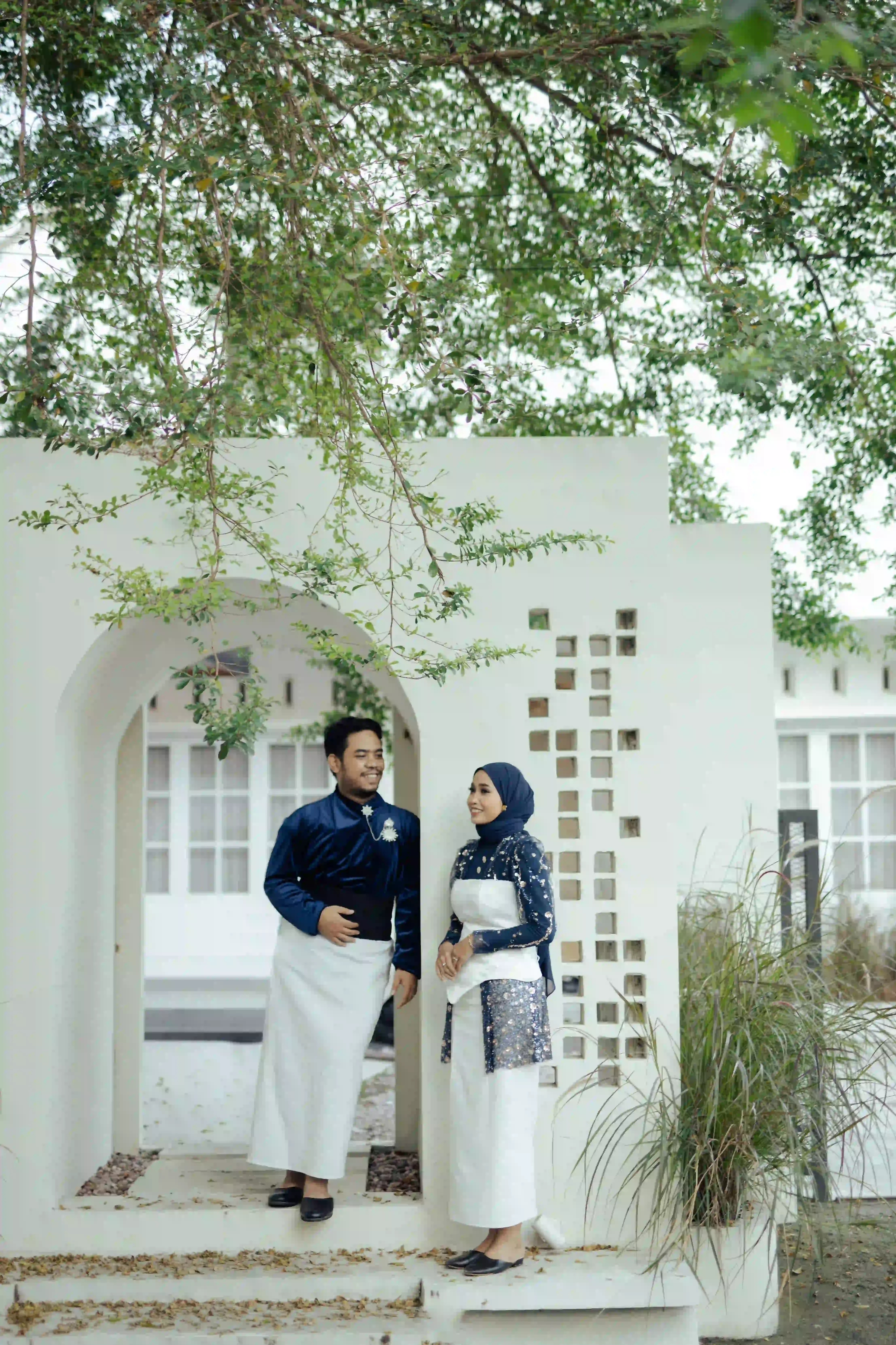 putih aly  - 2