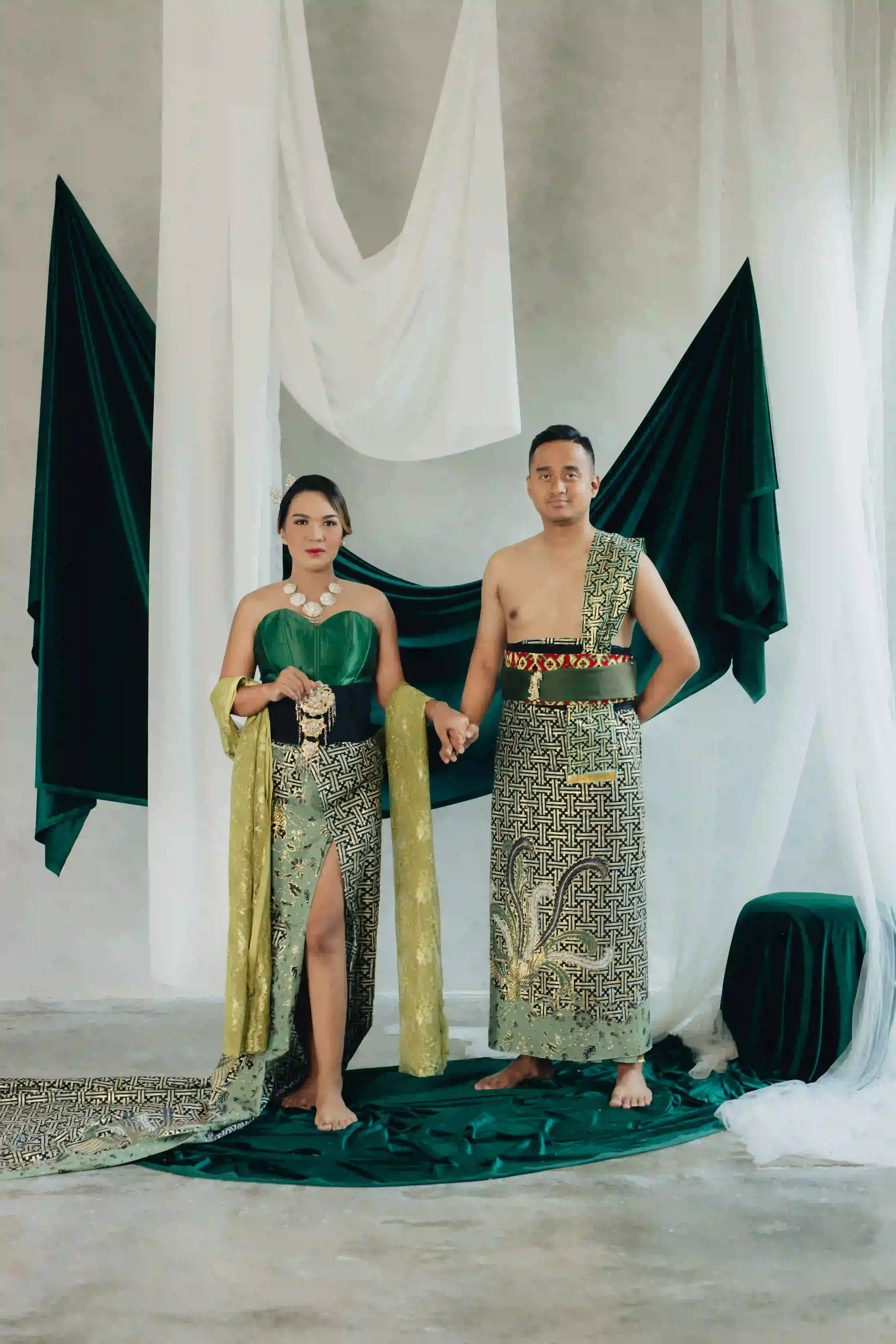 hijau polos - 1