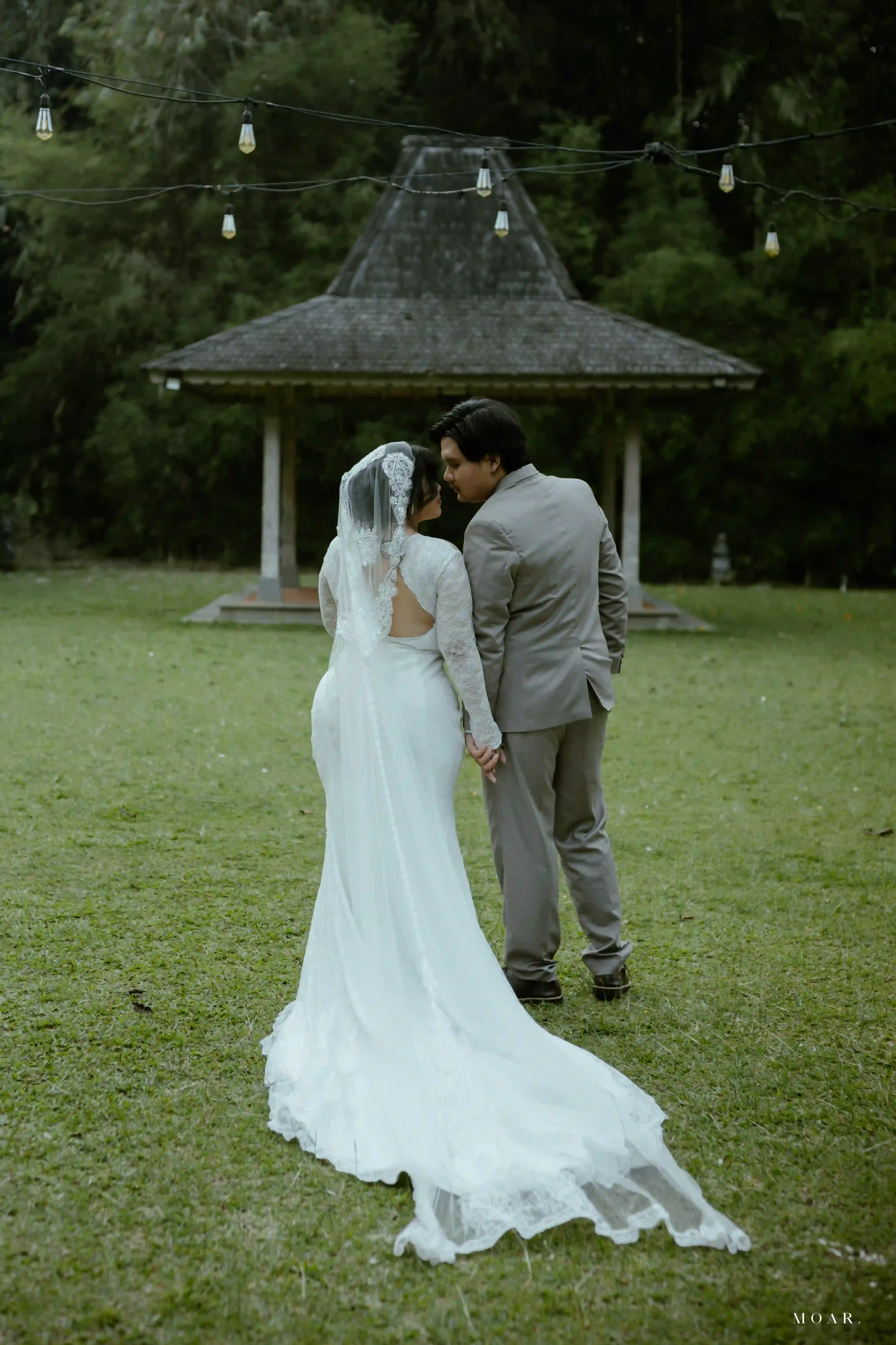 Galla - Wedding Dress - 16