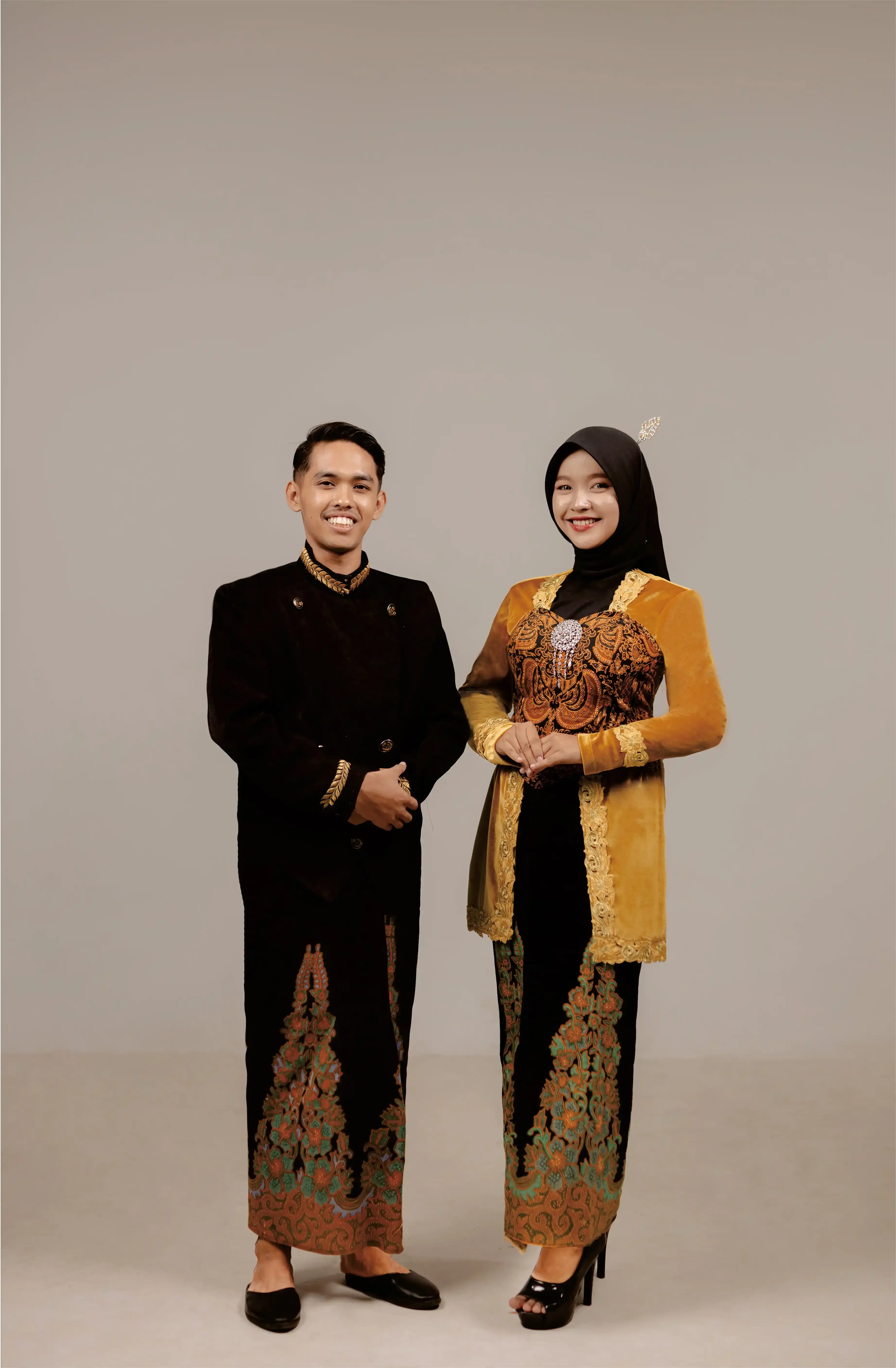 Solo Hitam Bordir - 3