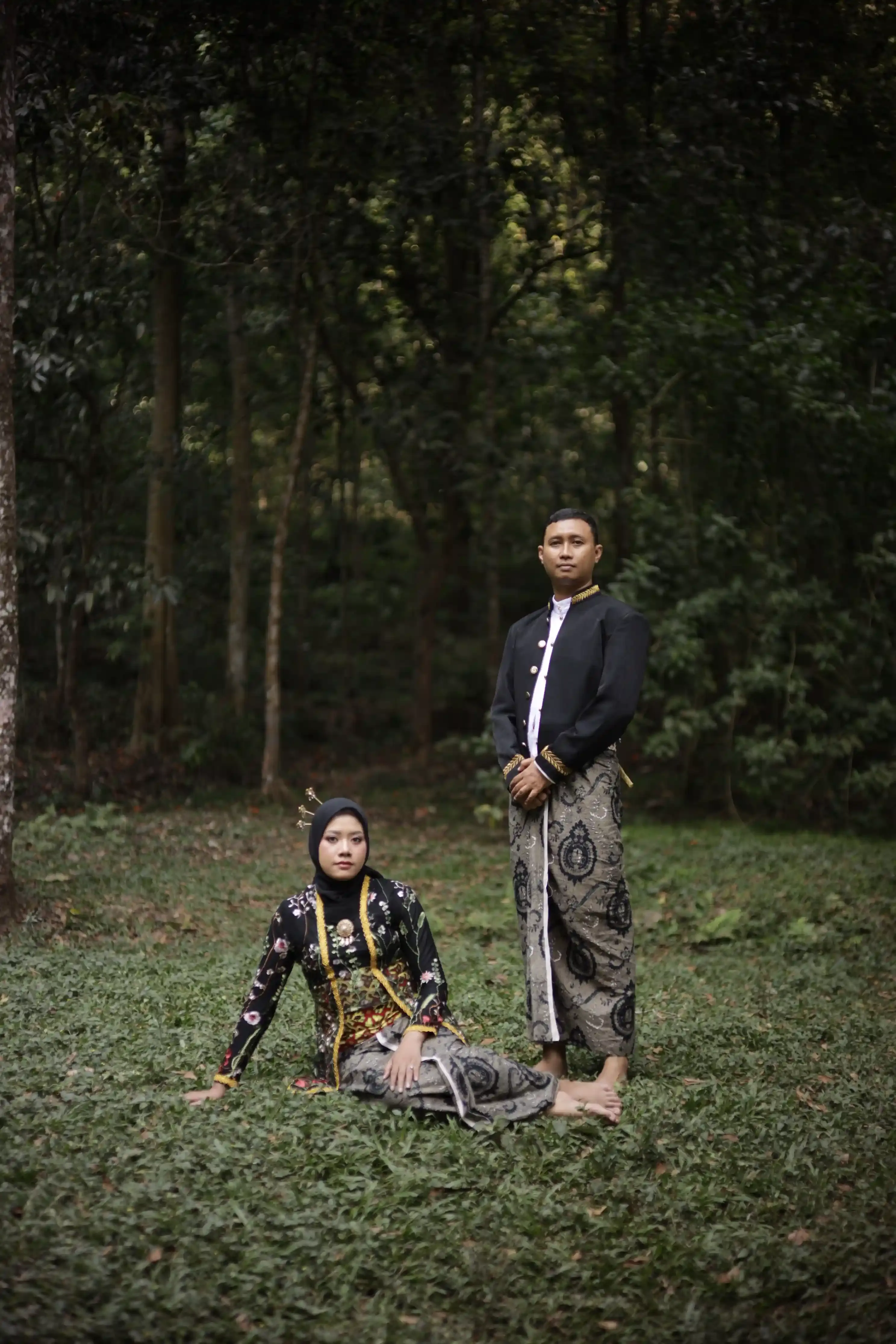 Solo Hewes Beskap Hitam - 6