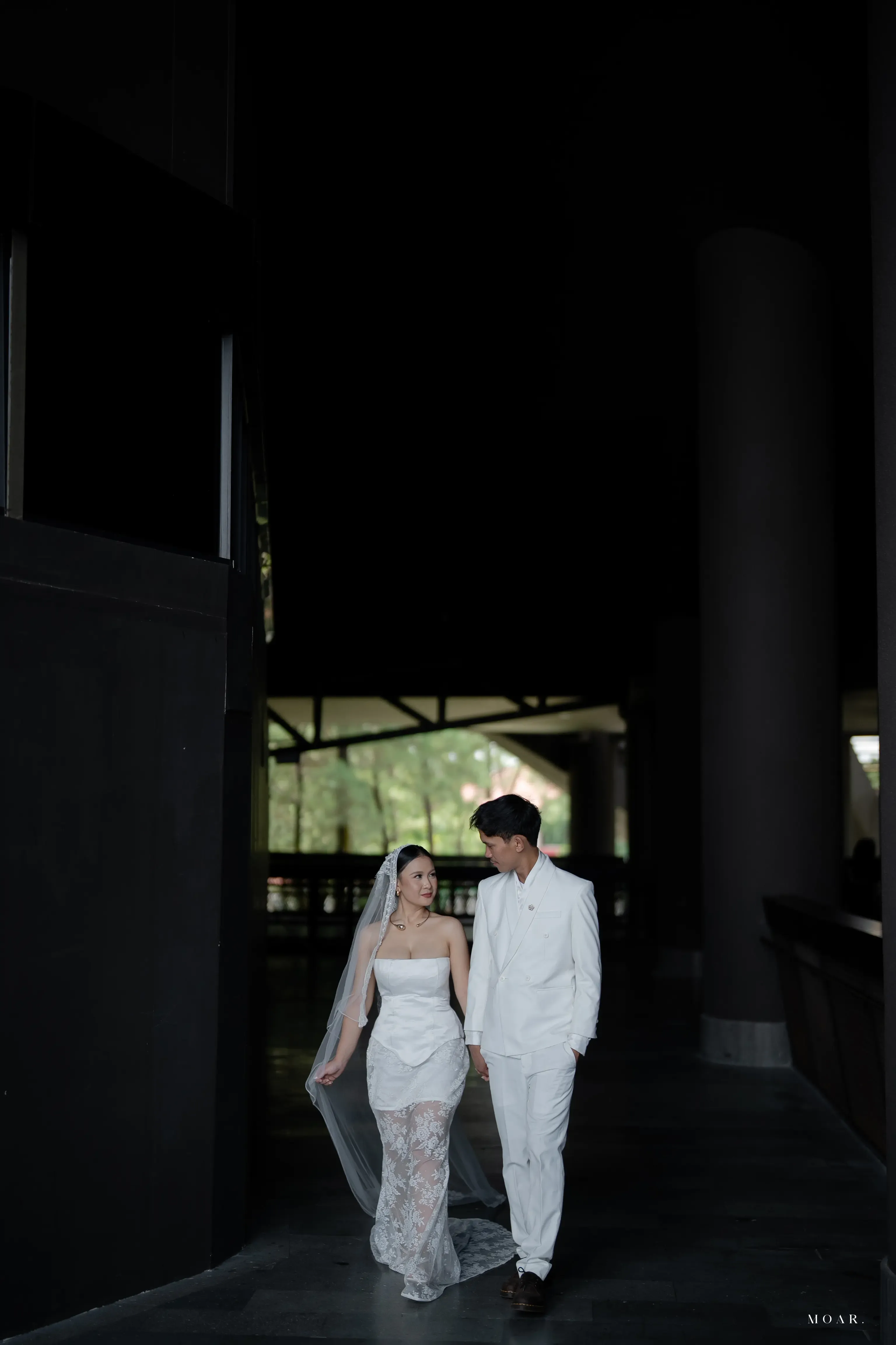 Classic White - 6