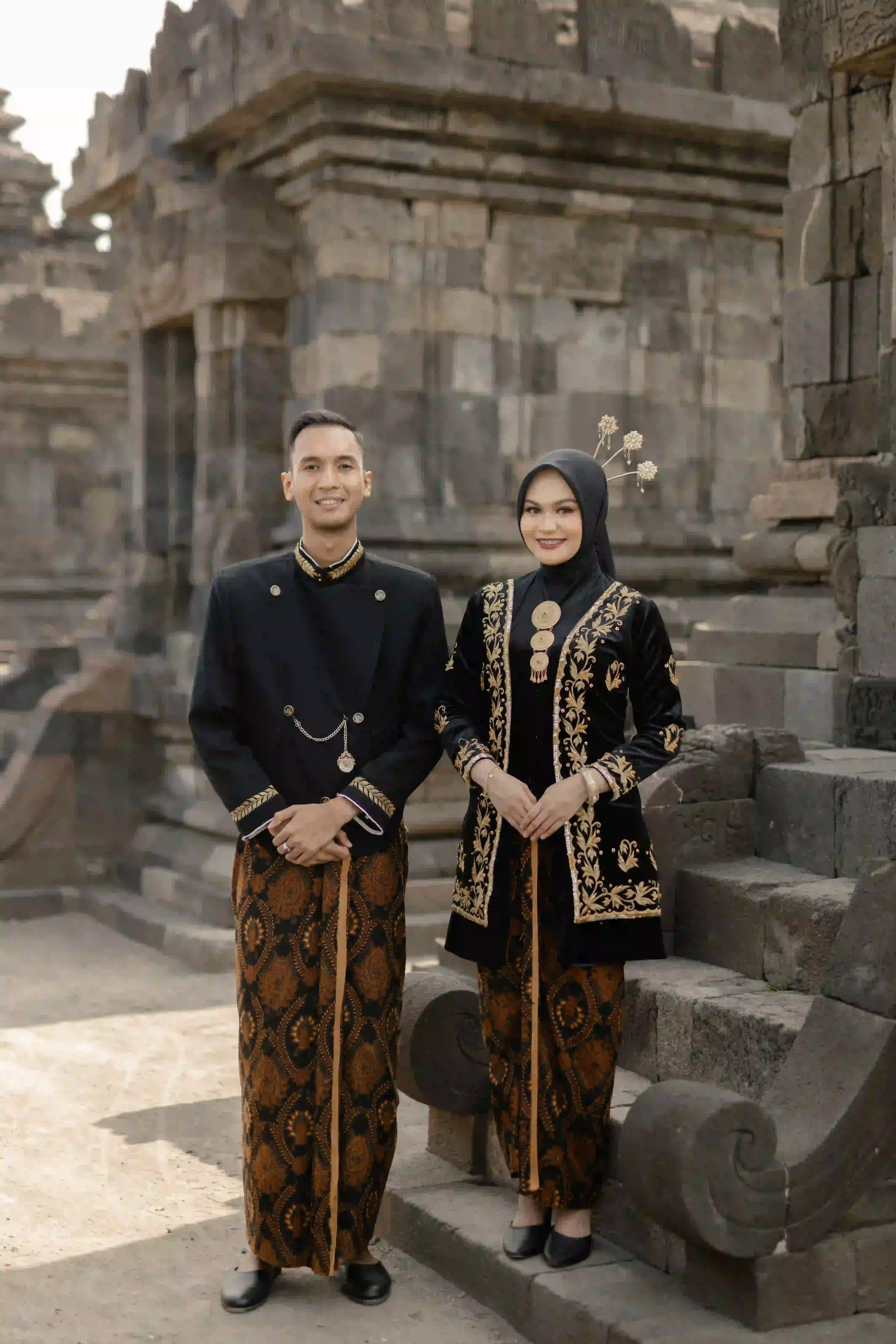 Beskap Klasik Solo | Sikepan - Hitam - Bordir | L - 5L - 1
