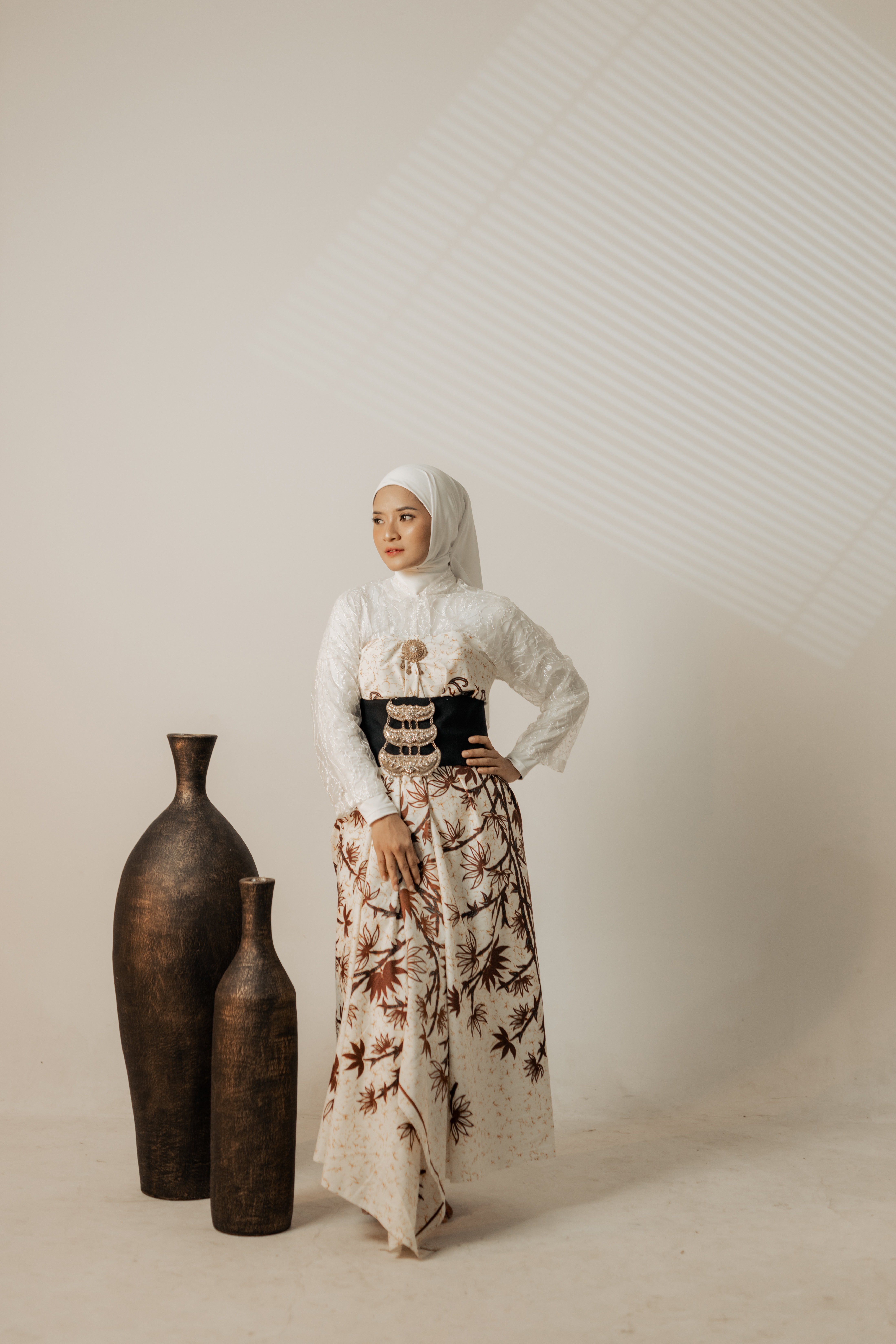 Jarik Kontemporer - Cream - Sulur Bambu 