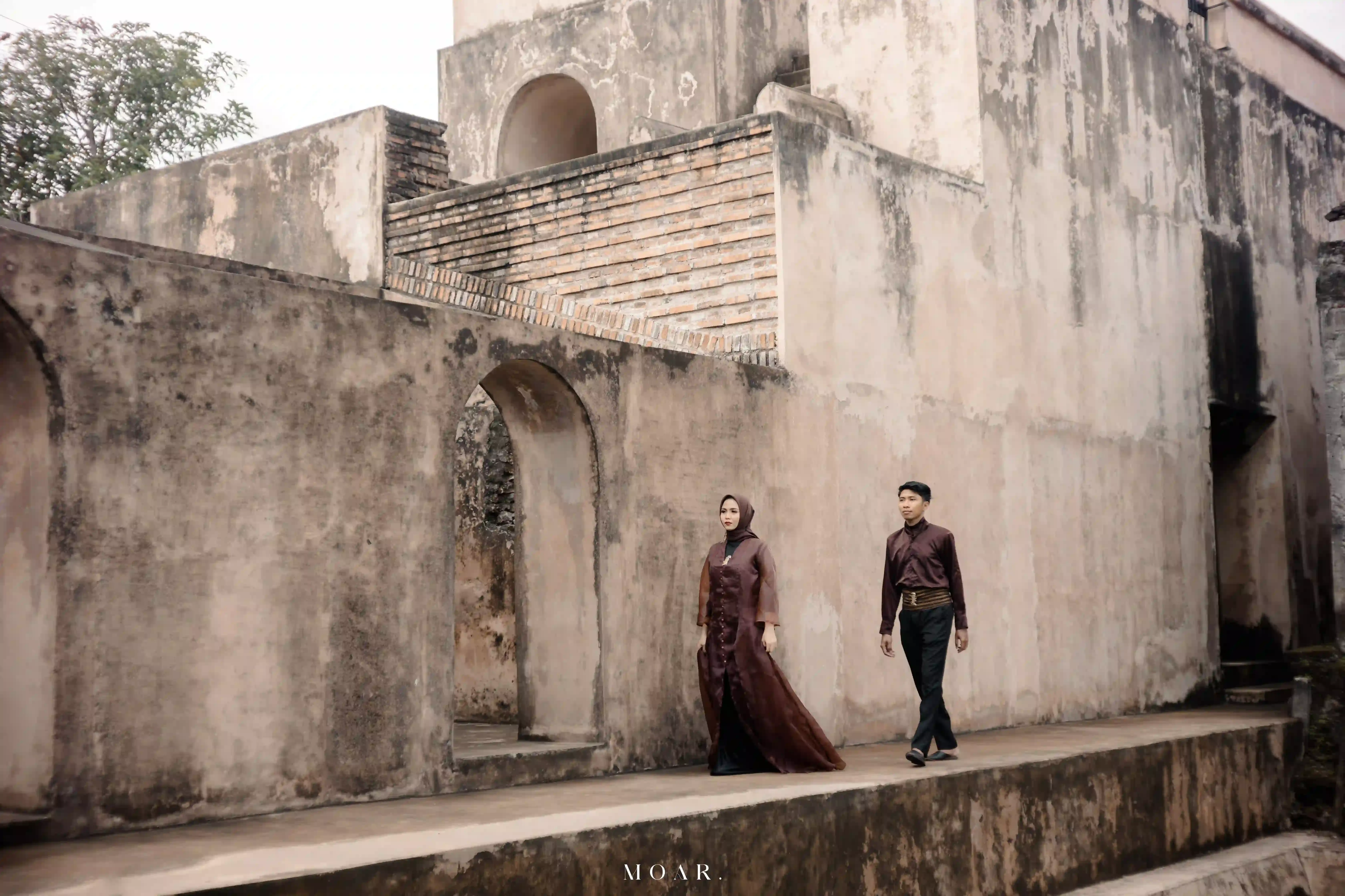 Kebaya Signature  - Outer mahogany dress | S - M - 3