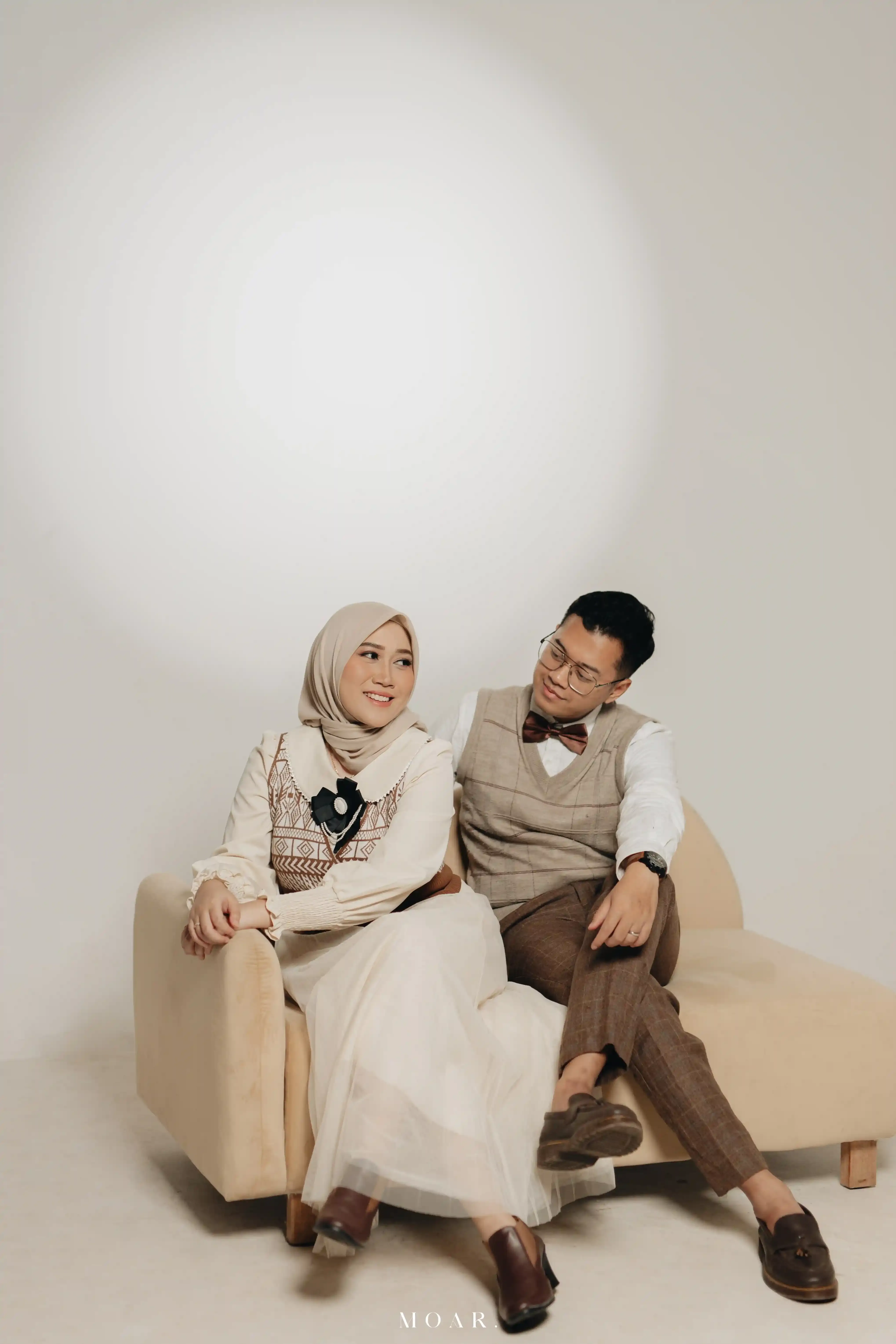 Celana Classic - Straight Leg Pants - coklat tua - 8