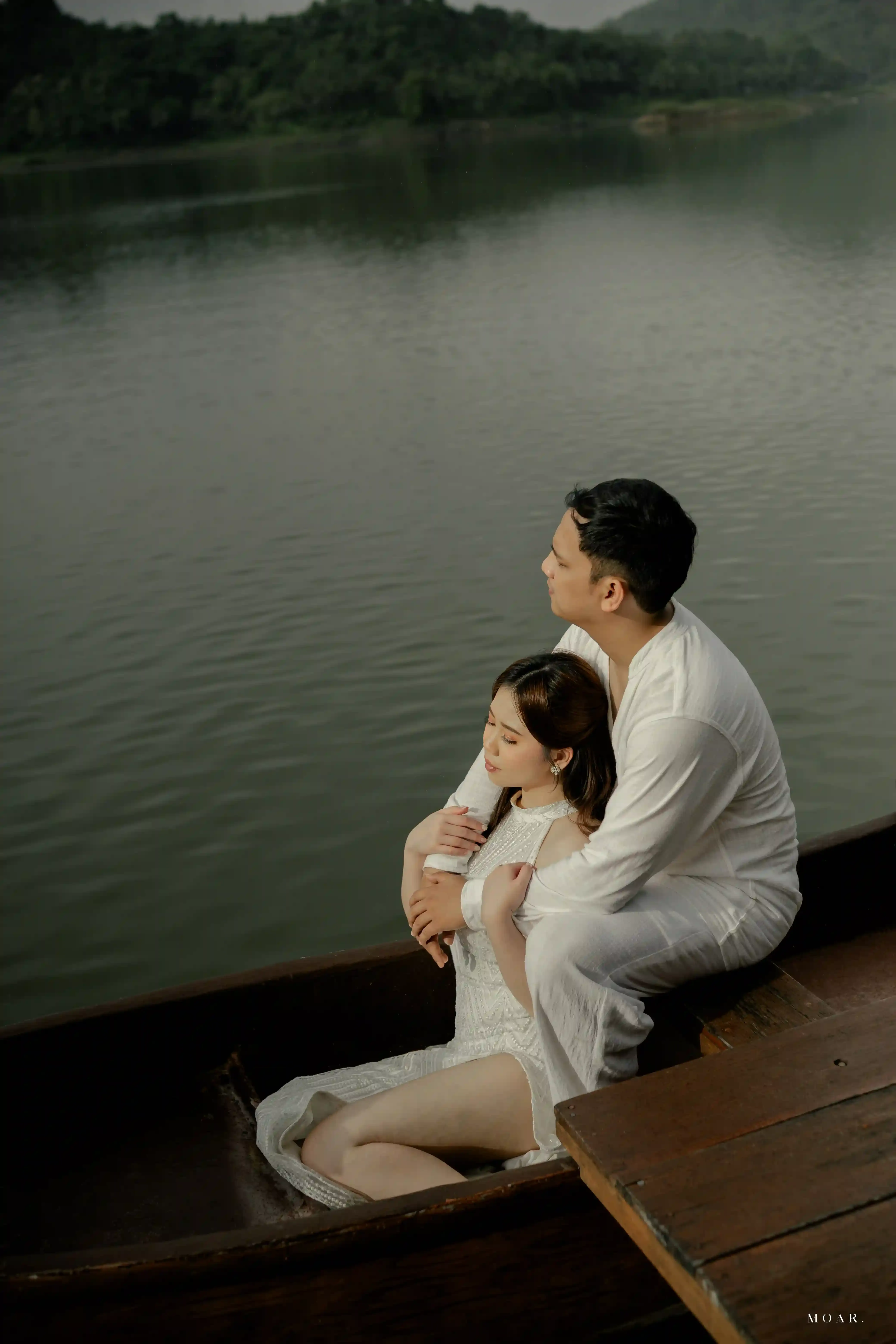 Kemeja Vneck Panjang Oversize - White - putih - 2