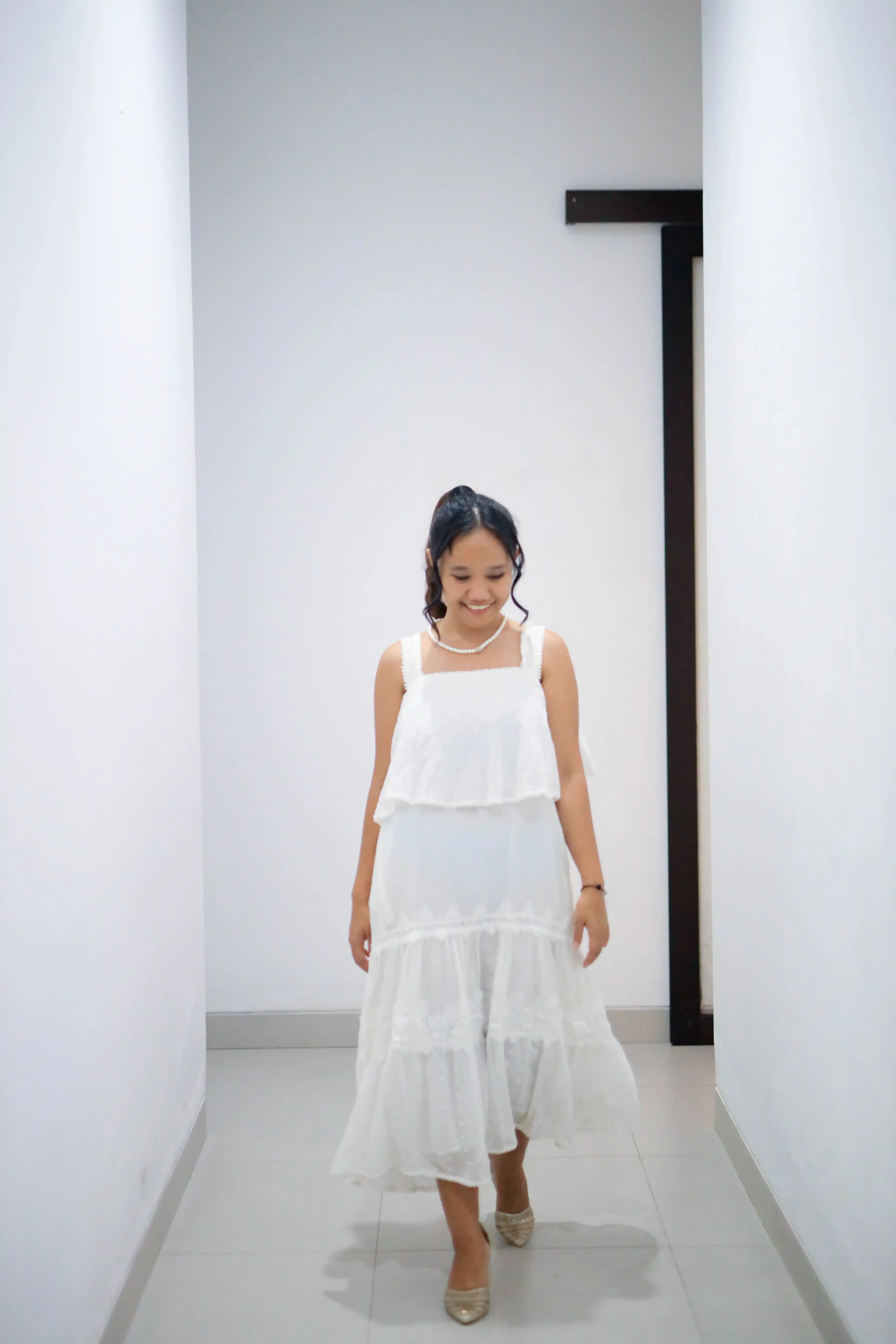 Casual Midi Dress - White - Akha - 4